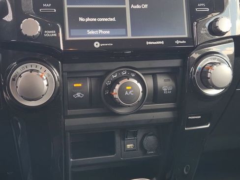 Used 2023 Toyota 4Runner TRD Off-Road image 15