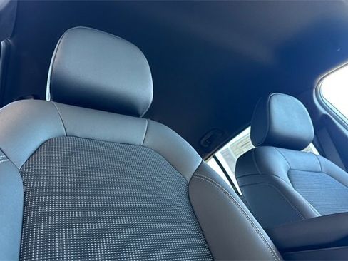 New 2026 Buick Envista Preferred image 18