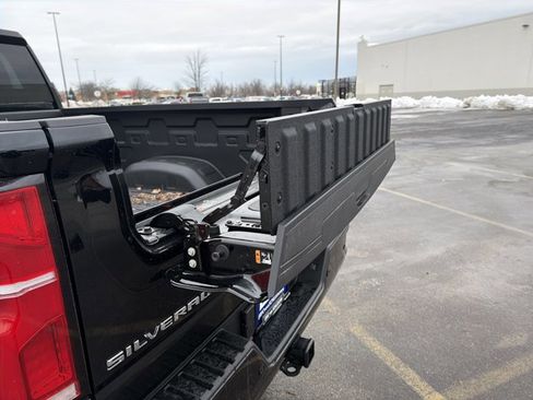 New 2026 Chevrolet Silverado 2500 ZR2 image 38