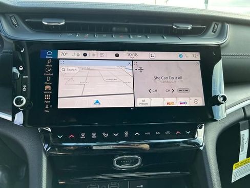 New 2026 Jeep Grand Cherokee Altitude AWD/4WD image 17
