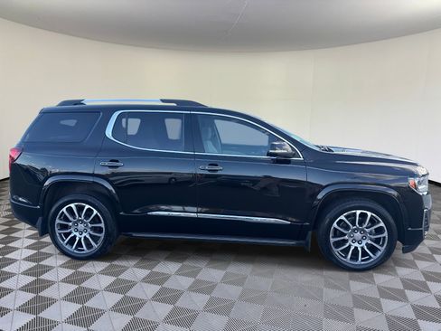 Used 2021 GMC Acadia Denali w/ Denali Ultimate Package image 2