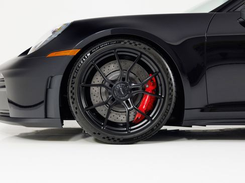 Used 2025 Porsche 911 GT3 RWD image 8