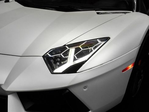 Used 2014 Lamborghini Aventador LP 700-4 AWD/4WD image 10
