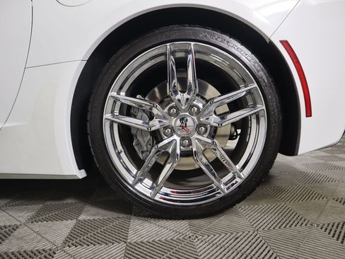 Used 2019 Chevrolet Corvette Stingray Convertible w/ 1LT image 34