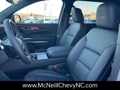 New 2026 Chevrolet Traverse Z71 w/ Enhanced Driving Package image 16