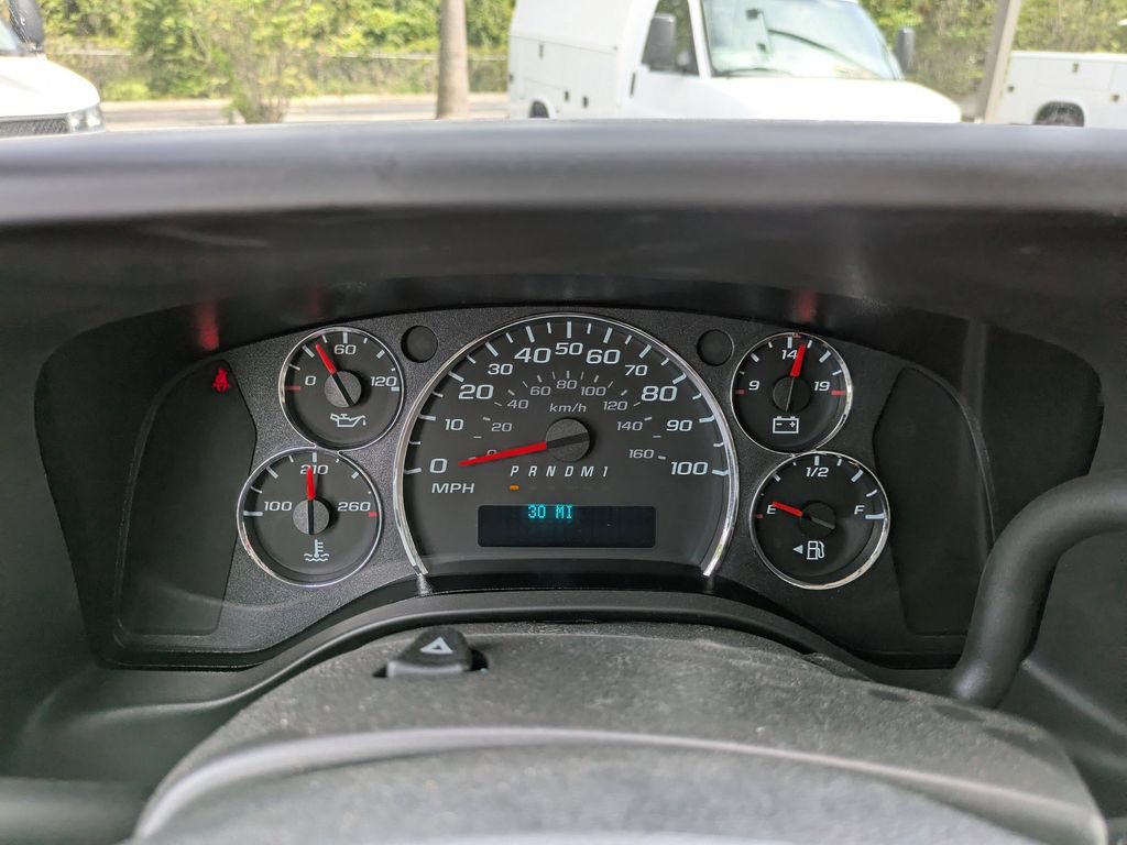 New 2025 Chevrolet Express 3500 w/ Power Convenience Package RWD image 25