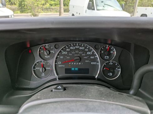 New 2025 Chevrolet Express 3500 w/ Power Convenience Package image 25