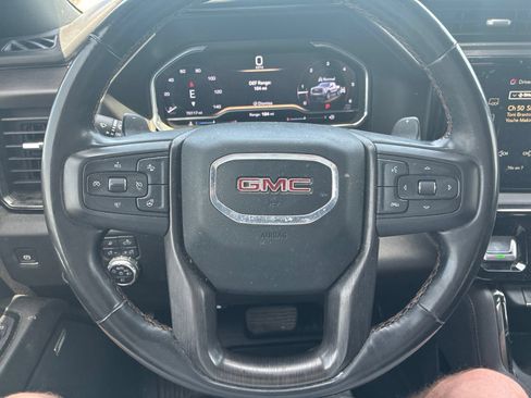 Used 2024 GMC Sierra 1500 AT4 w/ AT4 Premium Package AWD/4WD image 16