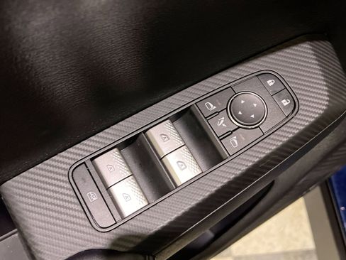 Used 2024 Mitsubishi Outlander SE image 31