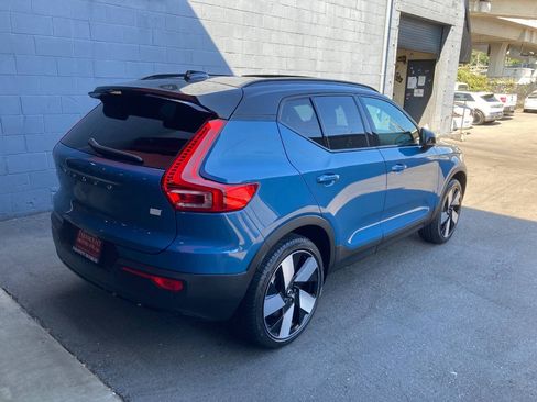 Used 2023 Volvo XC40 Recharge Ultimate w/ Protection Package Premier AWD/4WD image 3