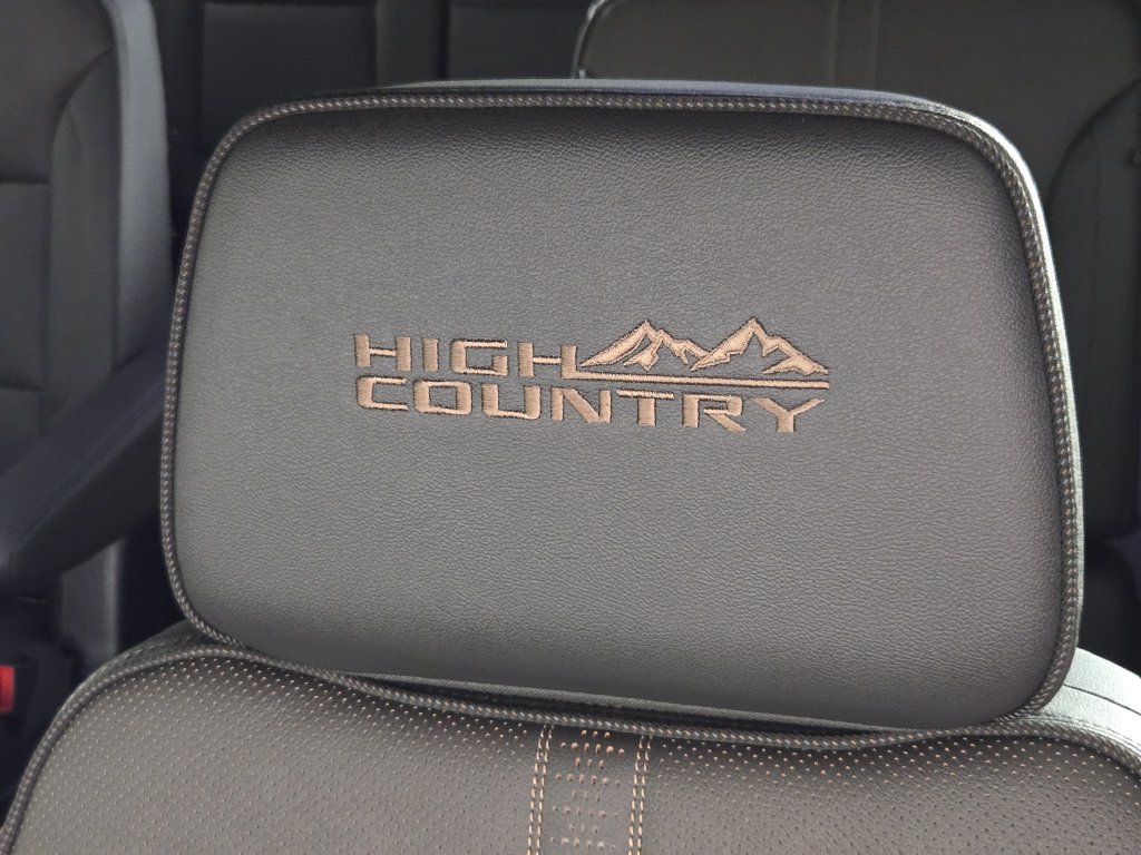 New 2026 Chevrolet Tahoe High Country AWD/4WD image 27