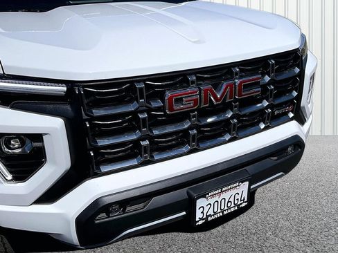 Used 2025 GMC Canyon AT4 AWD/4WD image 26