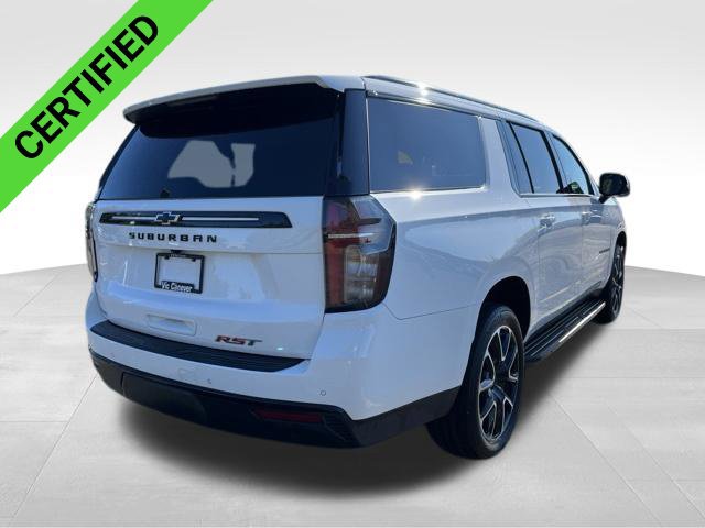 Certified 2023 Chevrolet Suburban RST w/ Luxury Package AWD/4WD image 6