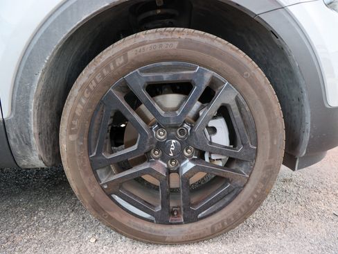 Used 2024 Kia Telluride SX X-Line image 13