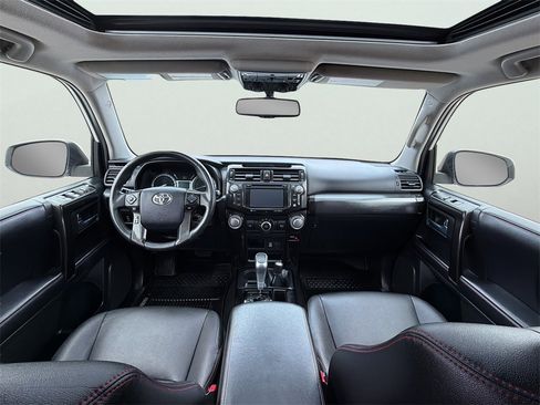 Used 2018 Toyota 4Runner TRD Off-Road Premium image 34