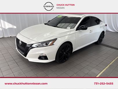 Used 2022 Nissan Altima 2.5 SR w/ Midnight Edition Package