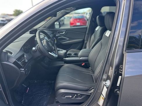 New 2025 Acura RDX SH-AWD image 9