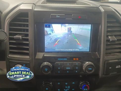 Used 2020 Ford F250 XL w/ STX Appearance Package image 12