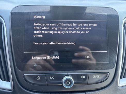 Used 2024 Chevrolet Malibu LT image 22