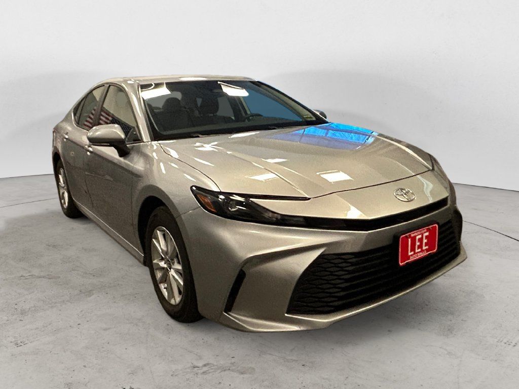 Used 2026 Toyota Camry LE w/ Convenience Package AWD/4WD image 7