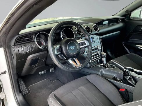 Used 2022 Ford Mustang Coupe RWD image 14