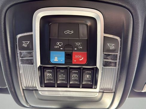 New 2026 RAM 1500 Laramie AWD/4WD image 13