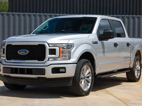 Used 2018 Ford F150 XL w/ Equipment Group 101A Mid image 4