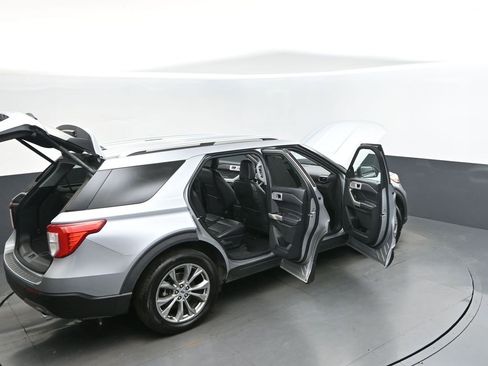 Used 2022 Ford Explorer Limited image 53