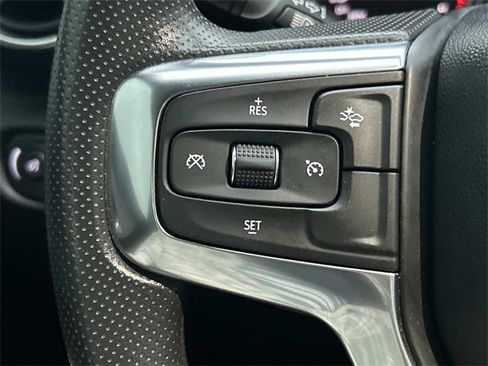 Used 2021 Chevrolet Blazer LT image 32