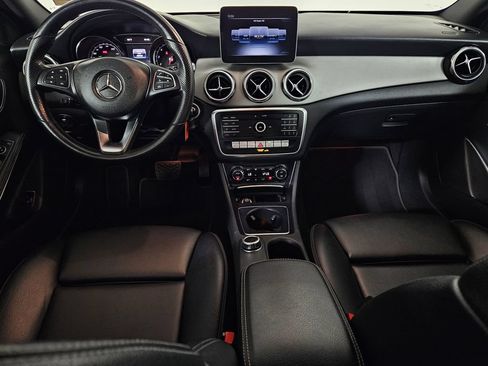 Used 2019 Mercedes-Benz GLA 250 4MATIC image 7