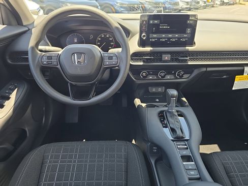 New 2026 Honda HR-V LX image 12