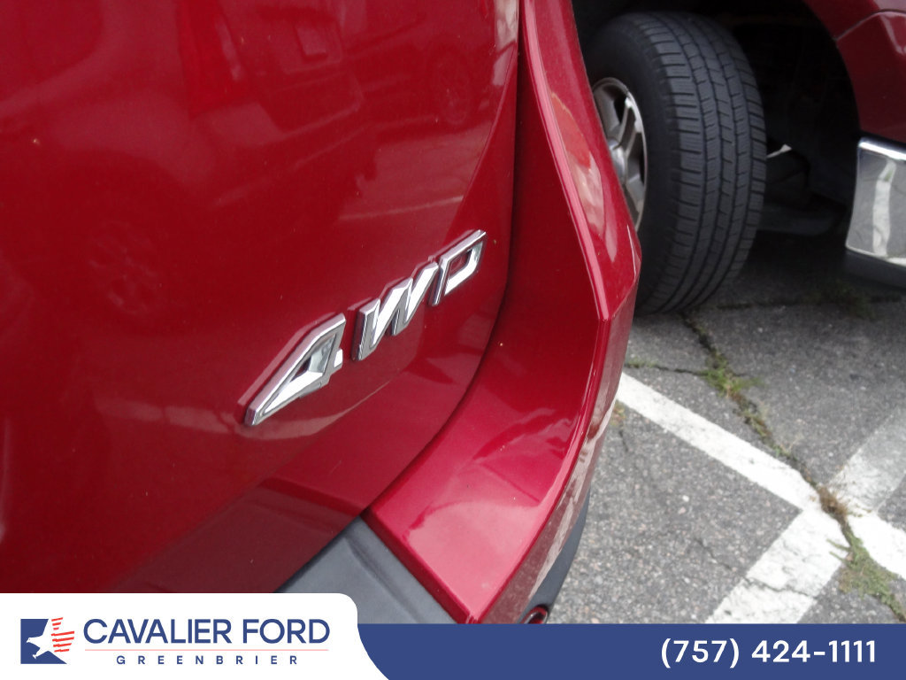 Used 2022 Ford Explorer XLT w/ Equipment Group 202A AWD/4WD image 7