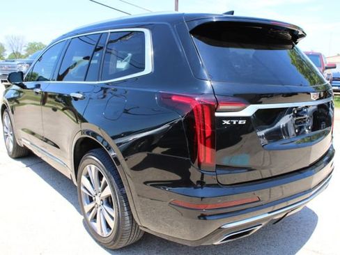 Used 2020 Cadillac XT6 Premium Luxury FWD image 5