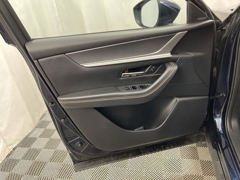 Used 2024 MAZDA CX-90 Plug-In Hybrid w/ Premium Pkg image 23