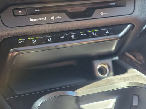 Used 2019 Lexus UX 250h AWD image 35