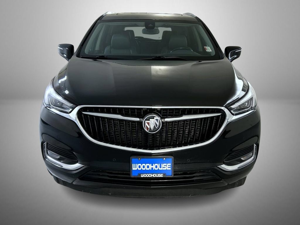 Used 2021 Buick Enclave Premium w/ Sun and Sites Package AWD/4WD image 2