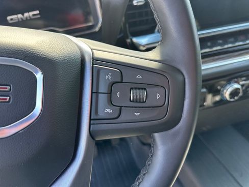 Used 2025 GMC Sierra 2500 SLE w/ SLE Value Package; AWD/4WD image 18