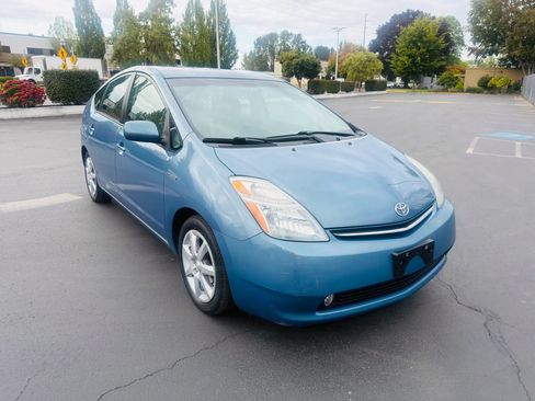 Used 2007 Toyota Prius Touring FWD image 7