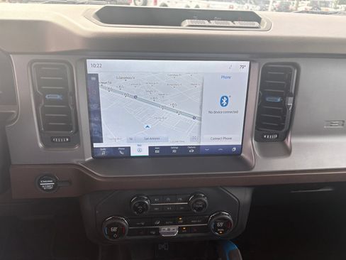 Used 2023 Ford Bronco Outer Banks AWD/4WD image 14