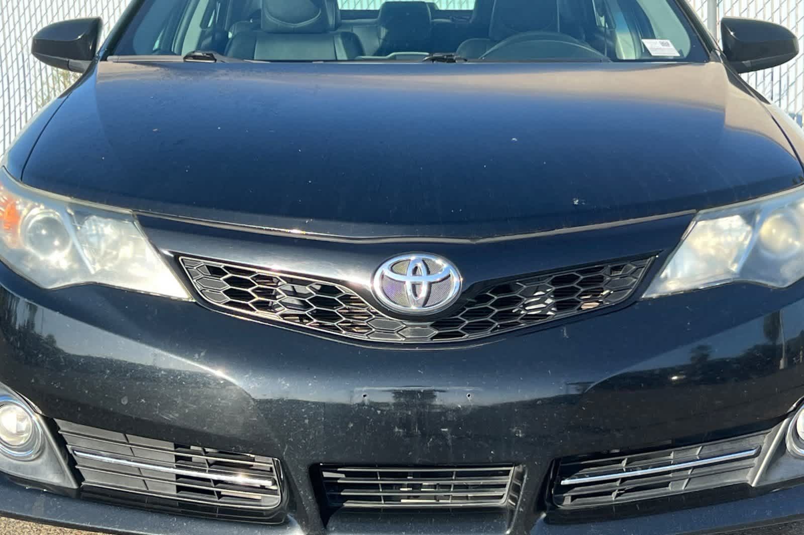 Used 2012 Toyota Camry SE FWD image 15