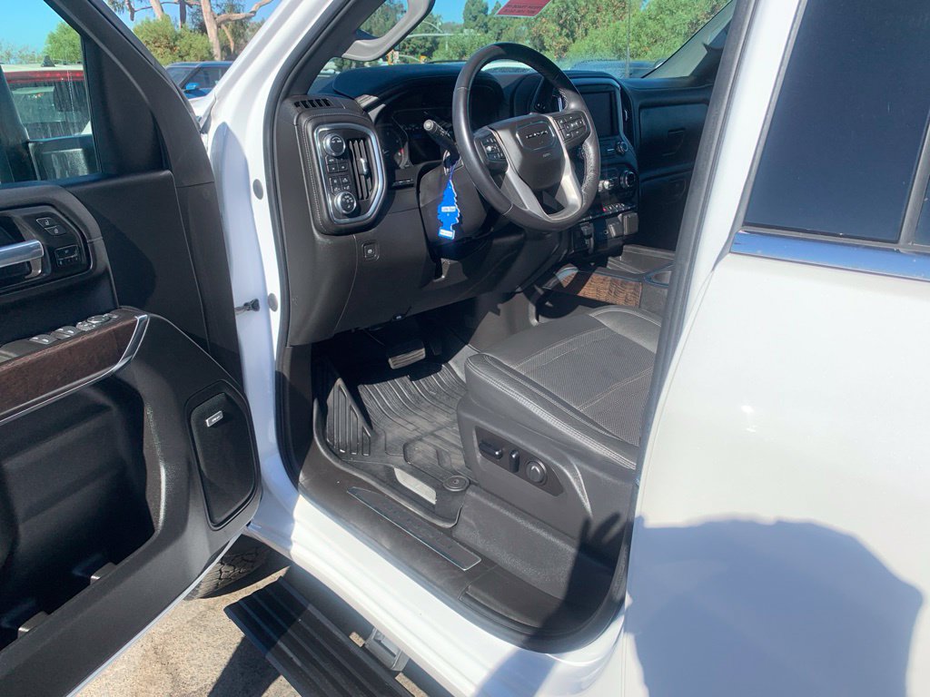 Used 2021 GMC Sierra 2500 Denali w/ Denali Ultimate Package AWD/4WD image 12