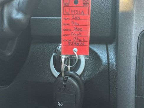 Used 2015 RAM 3500 Tradesman w/ Chrome Appearance Group image 35