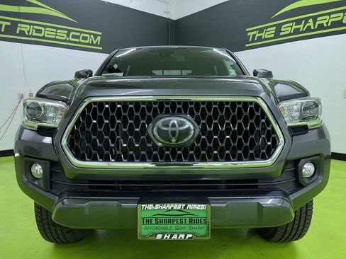 Used 2018 Toyota Tacoma 4x4 Double Cab image 3