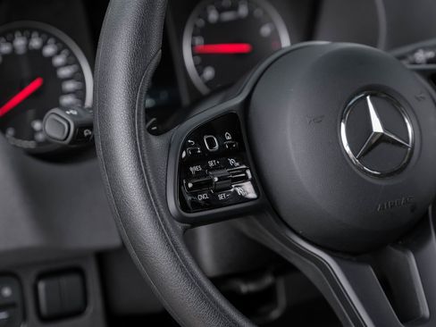 Used 2024 Mercedes-Benz Sprinter 3500 image 17