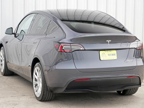 Used 2020 Tesla Model Y Performance image 50