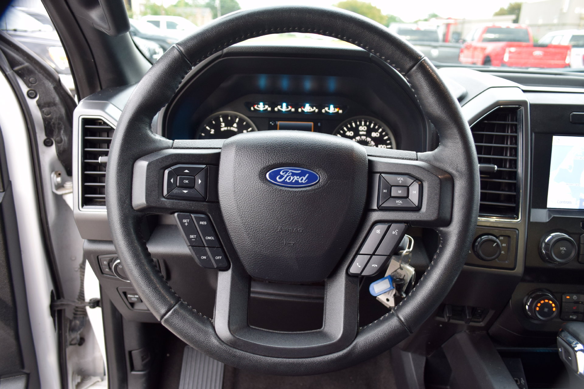 Used 2020 Ford F150 XLT w/ Equipment Group 302A Luxury AWD/4WD image 6