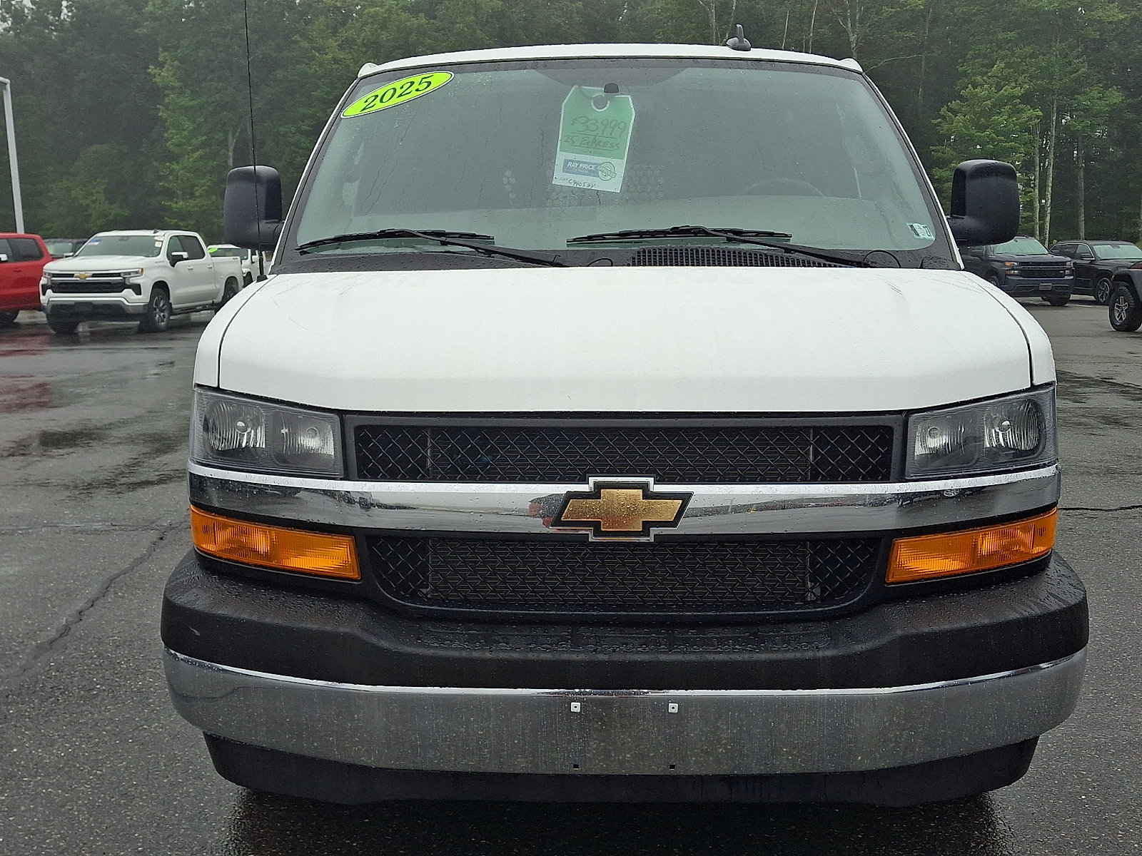 Used 2025 Chevrolet Express 2500 w/ Driver Convenience Package RWD image 2