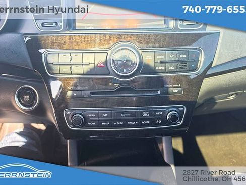 Used 2016 Kia Cadenza Premium image 14