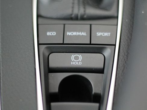 Used 2019 Toyota Avalon XSE w/ All Weather Liner Package FWD image 27