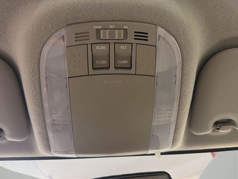 Used 2010 Toyota Corolla XLE FWD image 21